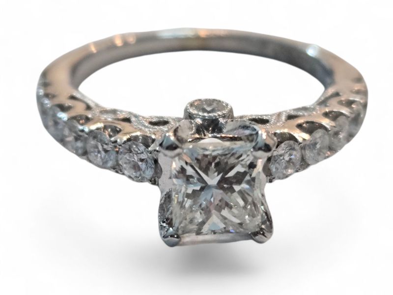 Photo 1 of 14K WHITE GOLD 1cwt PRINCESS CUT CENTER DIAMOND RING 3.9G SIZE 7 1/4  #20