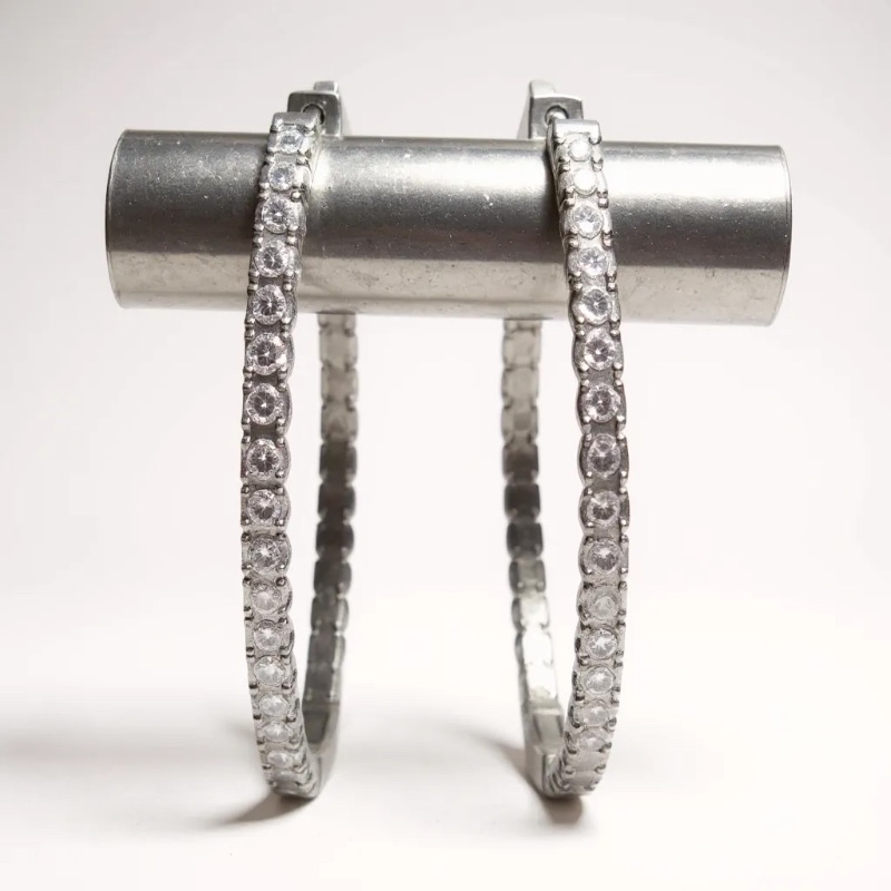 Photo 1 of 14K WHITE GOLD w 2.7cwt DIAMOND HOOP EARRINGS 7.5 TTL G #1
