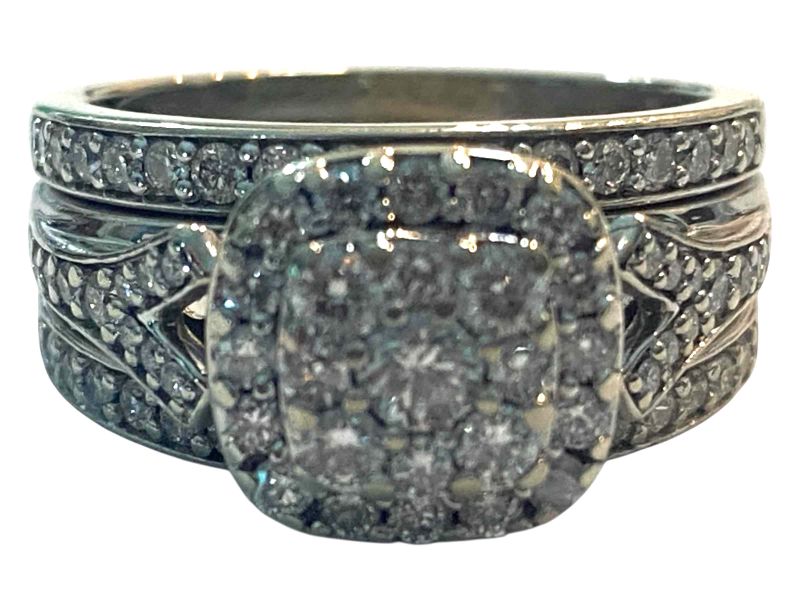 Photo 1 of 10K WHITE GOLD 2ctw DIAMOND RING 7.5G SIZE 7 1/2 #50