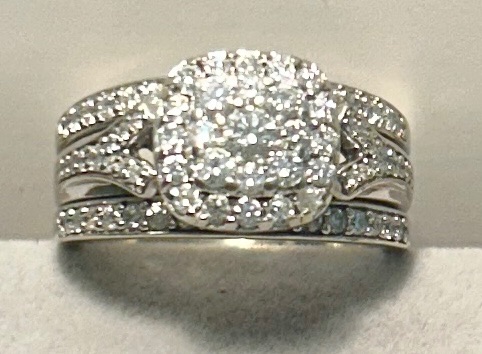 Photo 1 of 10K WHITE GOLD 2ctw DIAMOND RING 7.5G SIZE 7 1/2 #50