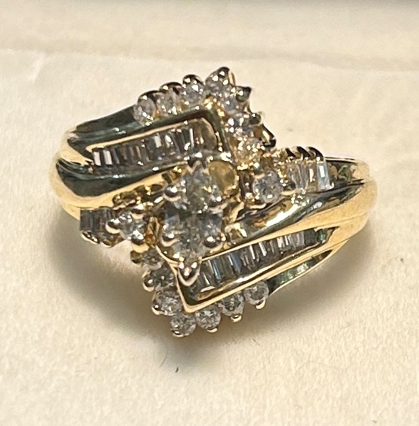 Photo 1 of 14K YELLOW GOLD w 1cwt DIAMOND RING 7.5G SIZE 6 #8