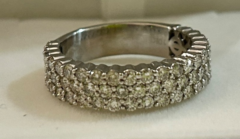 Photo 1 of 10K WHITE GOLD 2ctw DIAMOND RING 5G SIZE 8 1/2 #35