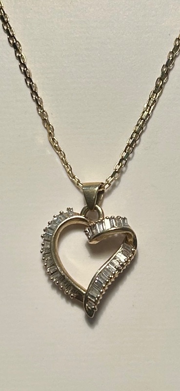 Photo 1 of 14K YELLOW GOLD w 2cwt DIAMOND HEART PENDANT NECKLACE 8 TTL G, CHAIN 19 1/2” #18A