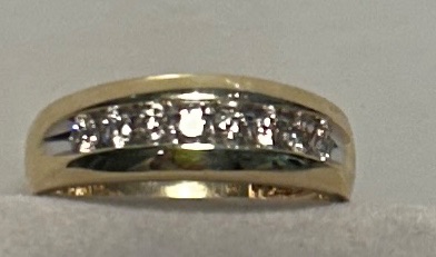 Photo 1 of 10K YELLOW GOLD BAND w 1cwt DIAMONDS 4G SIZE 10 1/2 #42