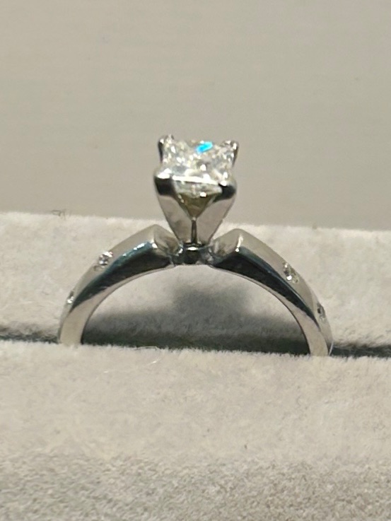 Photo 1 of 14K WHITE GOLD 0.60 PRINCESS CUT DIAMOND RING 3.6G SIZE 5 3/4 #23