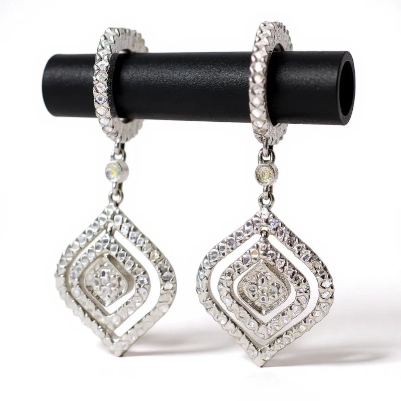 Photo 1 of 14K WHITE GOLD w 0.75cwt DIAMOND DANGLE EARRINGS 5 TTL G #10