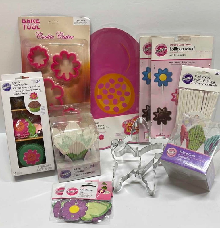 Photo 1 of NEW WILTON SPRING PARTY SUPPLIES- RETAIL PRICE $ 33.00