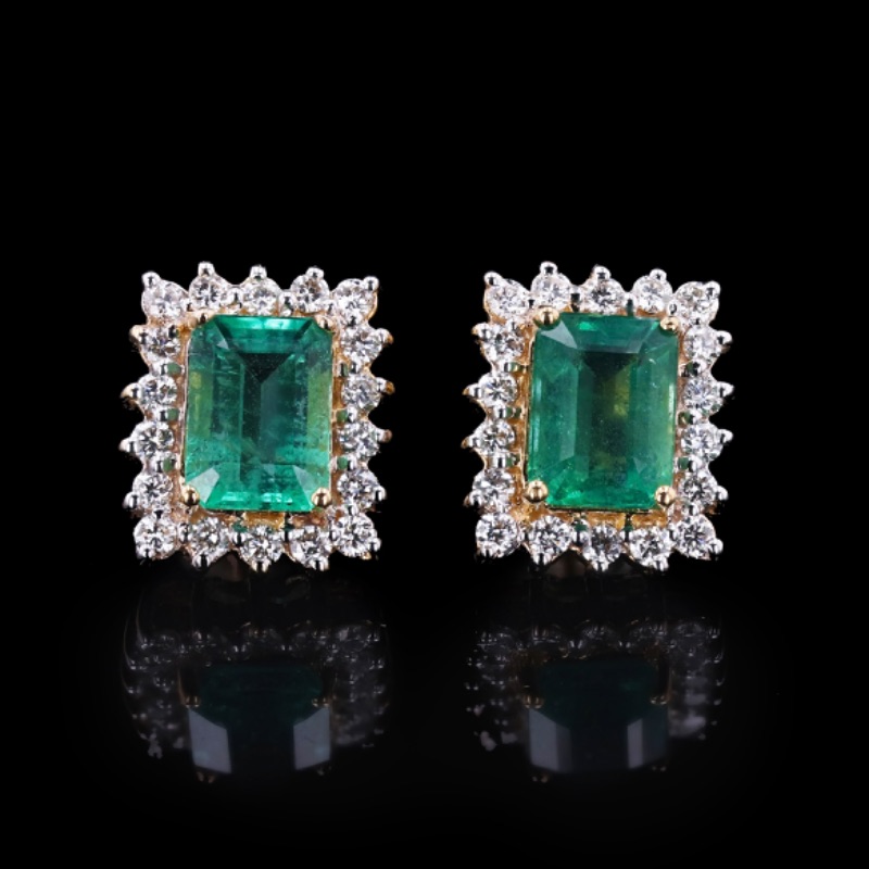 Photo 2 of 18K Gold 2.99 cts Emerald and .66 cts Diamond Stud Earrings W. MSRP Appraisal   ER006168