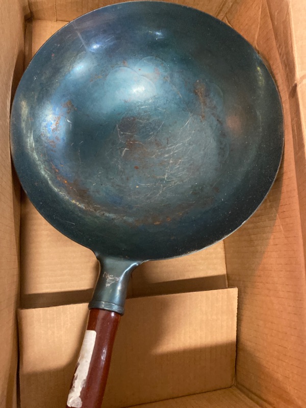 Photo 2 of Carbon Steel Wok Traditional Hand Hammered Wok,14 Inch,Round Bottom(Roasted Blue)