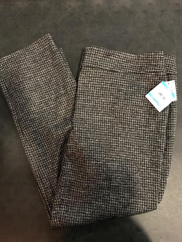 Photo 2 of Size 16 Kasper Women's Jacquard Houndstooth Pants Gray 