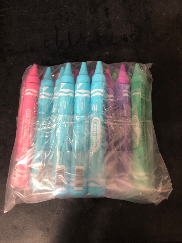 Photo 2 of Crayola Scented Body Wash Pens 20 Pack 4 Different Color 5 of each.
