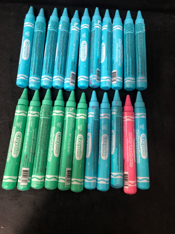 Photo 1 of Crayola Scented Body Wash Pens 22 PACK