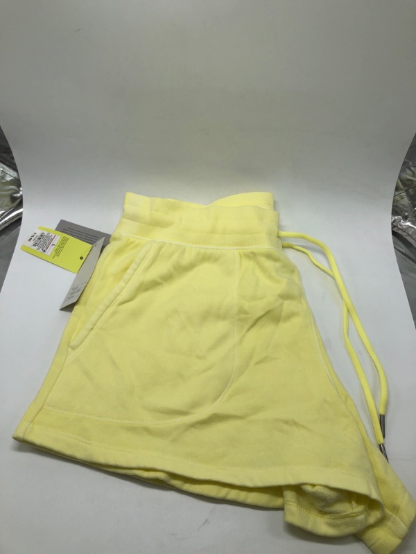 Photo 2 of Large Women's Fleece High-Rise Shorts 3.5" - All in Motion™ Light Yellow 
