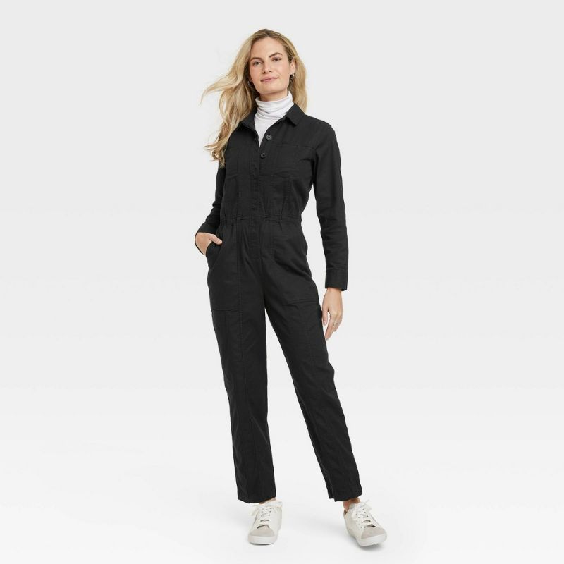 Photo 1 of Size 2 Women's Button-Front Coveralls - Universal Thread™ Black 
