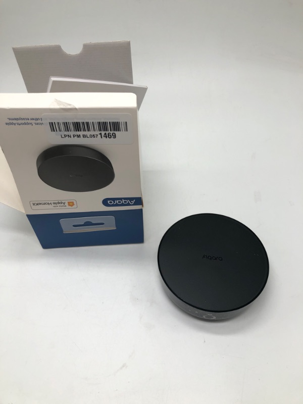 Photo 2 of Aqara Smart Hub M2 (2.4 GHz Wi-Fi Required), Smart Home Bridge for Alarm System, IR Remote Control, Home Automation, Supports Alexa, Google Assistant, Apple HomeKit and IFTTT