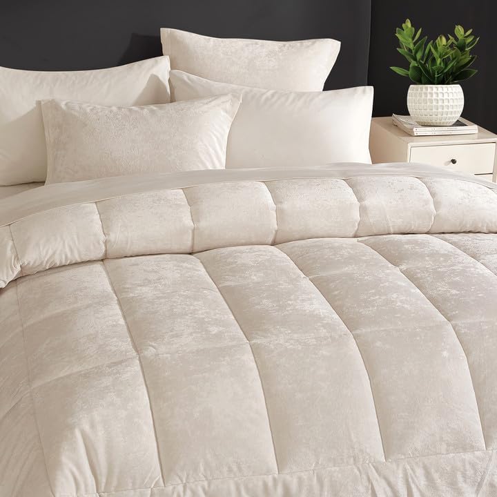 Photo 1 of HYPREST Velvet Comforter King,3 Pcs Luxury Elegant Velvet Duvet,Ultra Soft White Bedding Comforter Sets