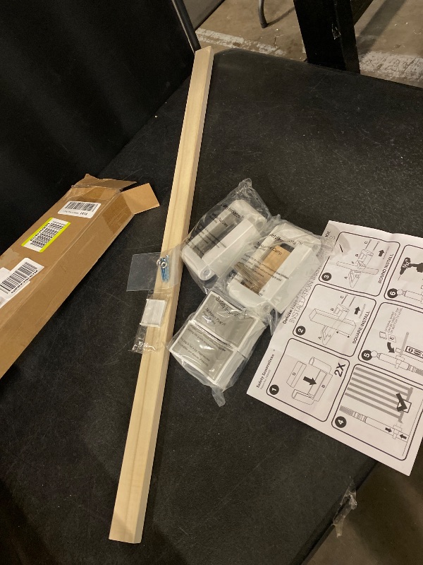 Photo 1 of Safety Innovations No Hole Stairway Baby Gate Mounting Kit - Fits Posts from 2 3/4 inches to 3 1/2 inches Wide with Square or Round Tops - No Adhesives On Or Screws in Your Posts, (1-Pack)
