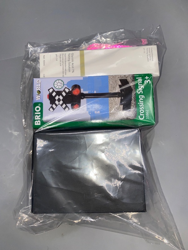 Photo 1 of A MIX BUNDLE OF 3 ITEMS 