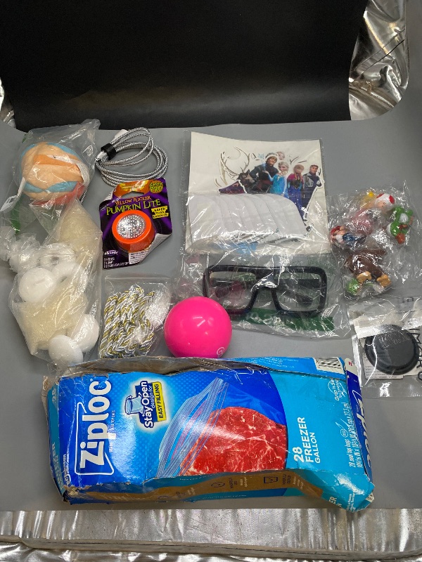 Photo 1 of LOT OF 11 MISCELLANEOUS 