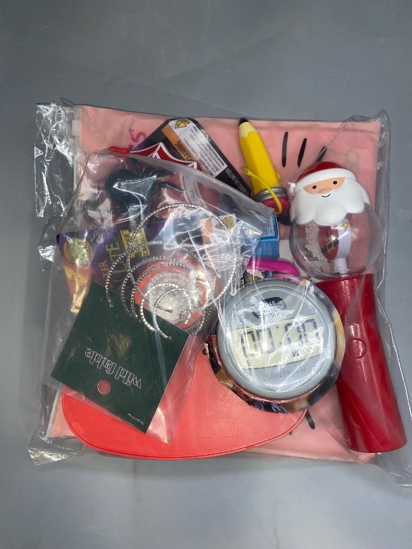 Photo 1 of LOT OF 11 MISCELLANEOUS ITEM 