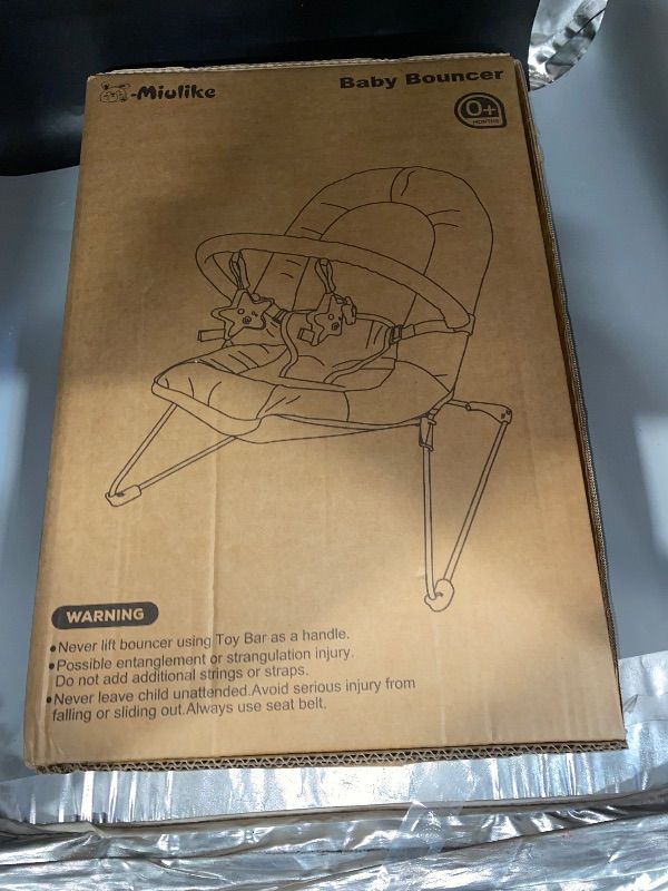 Photo 1 of Q-MIULIKE Portable Baby Bouncer Chair with 3 Plush Toys, Soft Fabric, 0-9moths, <20lbs, Neutral Design