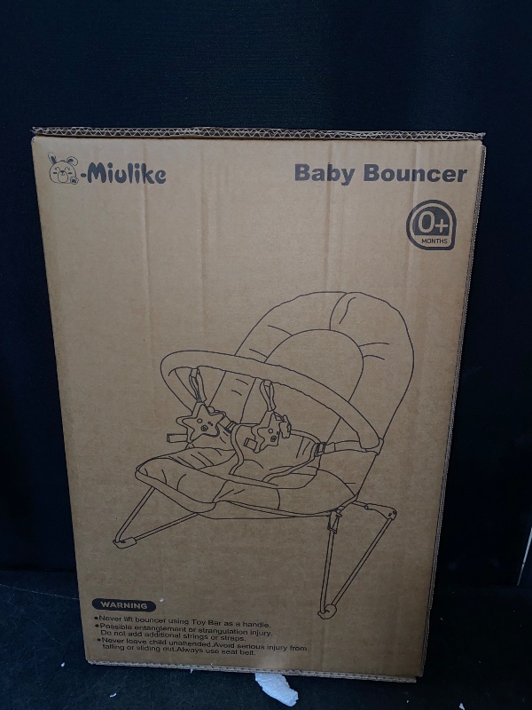 Photo 1 of Q-MIULIKE Portable Baby Bouncer Chair with 3 Plush Toys, Soft Fabric, 0-9moths, <20lbs, Neutral Design
