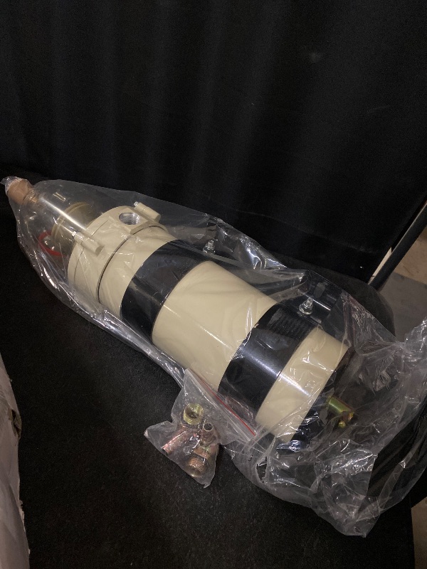 Photo 1 of 1PC of 1000FG 1000FH Diesel Rear Fuel Water Separator 30 Micron Element Marine Boat 180/GPH
