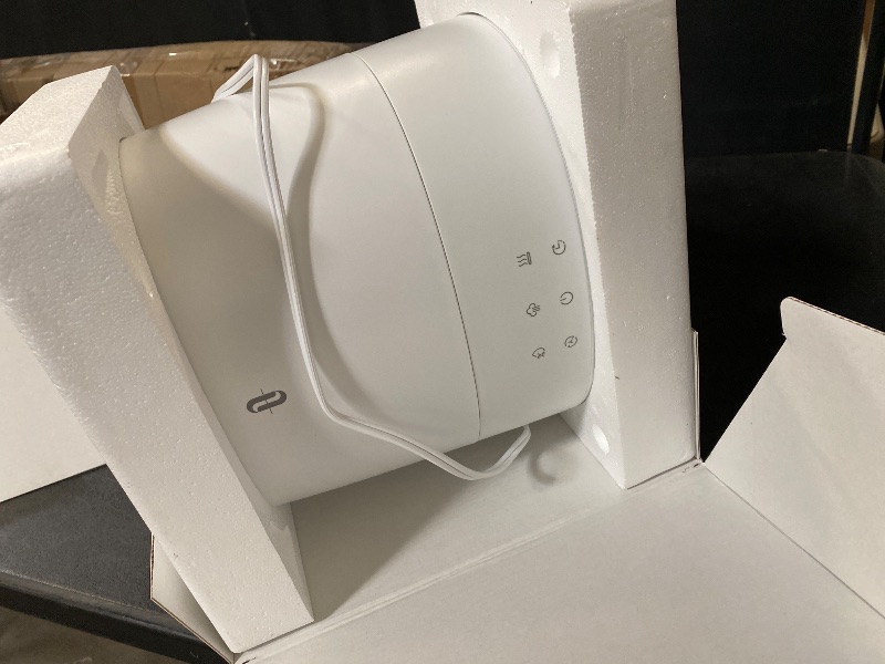 Photo 1 of 6L Humidifiers, 2-in-1 TaoTronics Warm & Cool Mist Ultrasonic Humidifier for Large Room with Aroma Diffuser Function, Customized Humidity, White