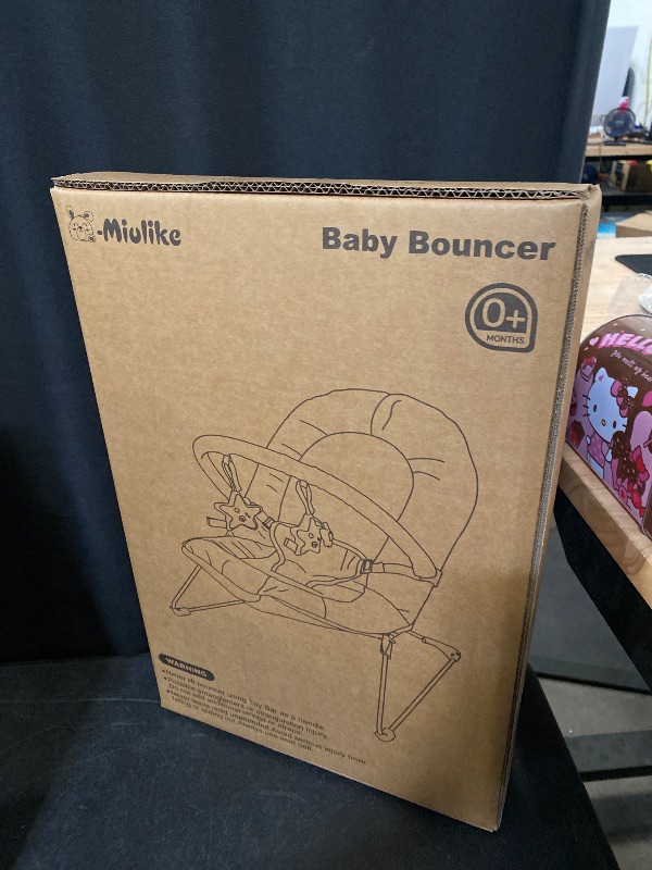 Photo 1 of LITTLE GIRRAFFE Q-MIULIKE Baby Bouncer Seat Infant Seat Non-Slip Feet 3-Point Harness for Newborn 0-9 Months Up to 20lbs
