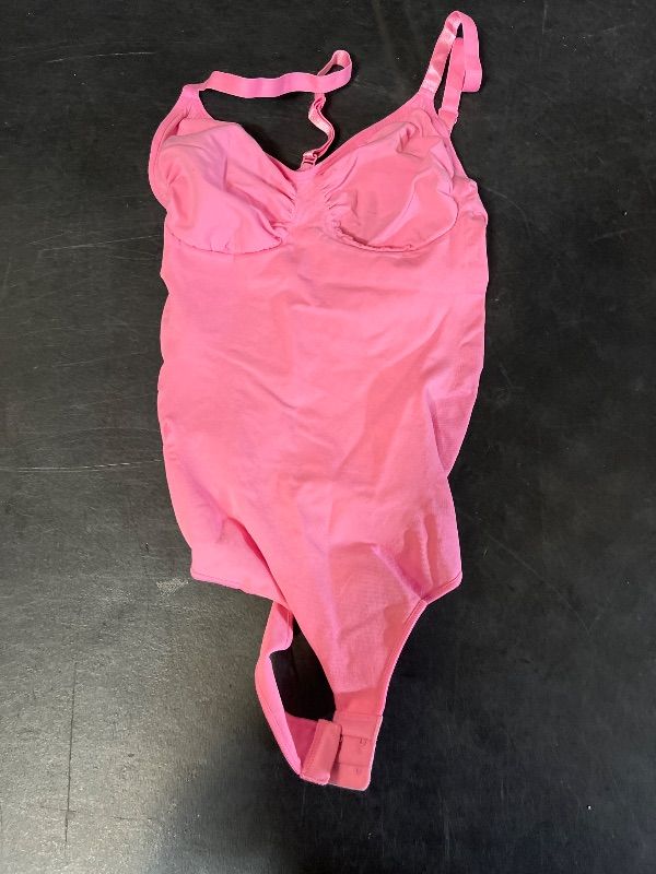 Photo 1 of Size L/xl  Womens' Seamless Sleeveless V-Neck Bodysuit Shapewear Tummy Control
