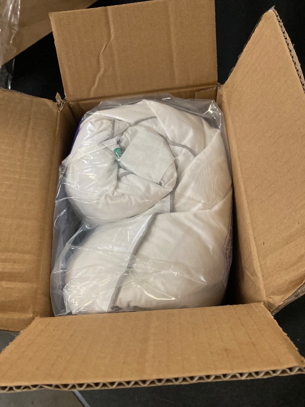 Photo 1 of FluffCo Zen Fluff Down King Pillow with 600 Fill Power White Duck Down Stomach Sleeper Pillows - Luxury Hotel Quality, 300 Thread Count - 100% Cotton Feather Pillows - (Soft, King Size 1 Pack)