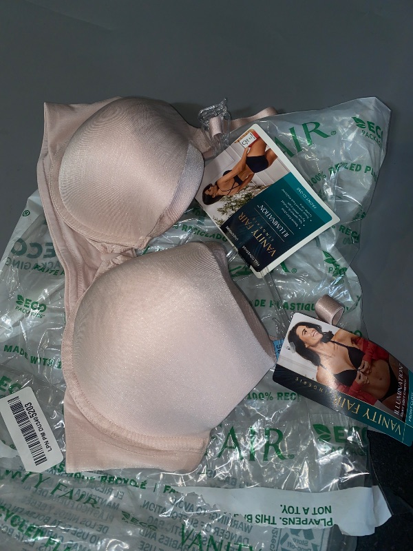 Photo 1 of 38-C Vanity Fair Women's Illumination Front Closure Bra, 3-Way Convertible Staps, Lightly Lined Cups, Quartz, 38C