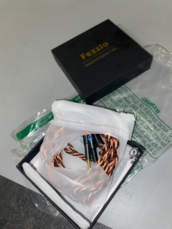 Photo 1 of FAAEAL 8N OFC German Copper Cable Wire Compatible with Sony MDR Z1R MDR Z7M2 Hifiman HE560 HE4XX Meze Audio Denon AH-D7200 Headphones 4.9ft 4.4mm