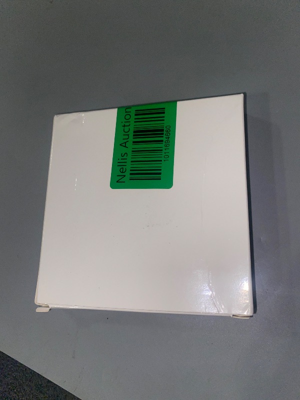 Photo 1 of Uelfbaby Fake Spider, Spider Action Model Lifelike Insect Toy Figures, Halloween Prank Props Party Supplies