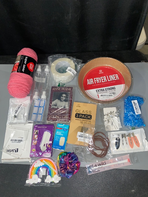 Photo 1 of LOT OF 17 MISCELLANEOUS ITEMS