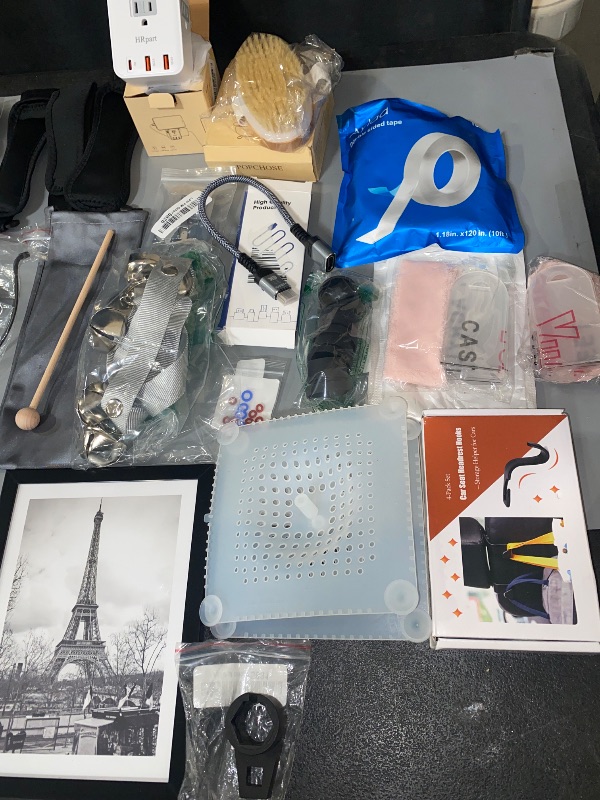 Photo 1 of LOT OF 24 MISCELLANEOUS ITEMS 
