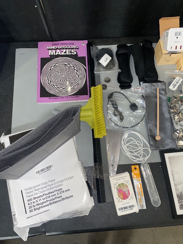 Photo 1 of LOT OF 24 MISCELLANEOUS ITEMS 