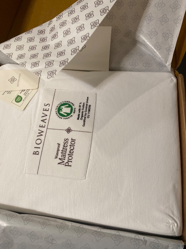 Photo 1 of FULL SIZE** Bioweaves Organic Waterproof Mattress Protector – GOTS Certified Organic Cotton Mattress Cover Full with Breathable Piqué Weave top Layer – 20 Inch Deep Pocket, White