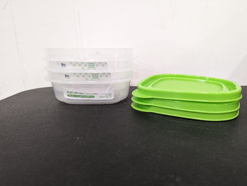 Photo 1 of Food Lion - 3 Pack - Storage Containers w/Lids (Green) - Square, 3.1C