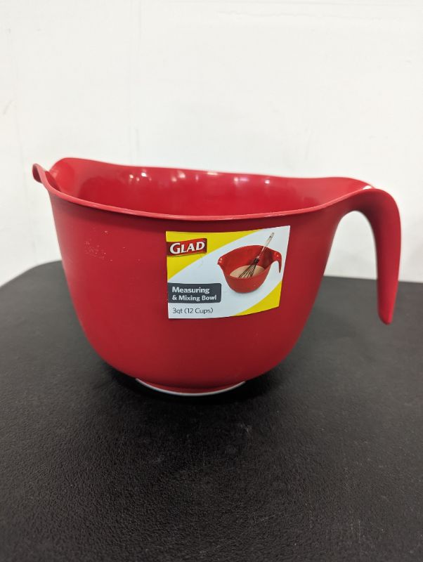 Photo 3 of GLAD Mixing Bowl with Handle – 3 Quart | Heavy Duty Plastic with Pour Spout and Non-Slip Base | Dishwasher Safe Kitchen Supplies for Cooking and Baking, Red
