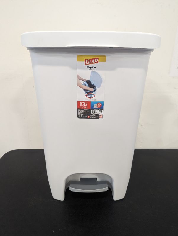 Photo 7 of Glad 13 Gallon Trash Can | Plastic Kitchen Waste Bin with Odor Protection of Lid | Hands Free with Step On Foot Pedal and Garbage Bag Rings, 13 Gallon, White
