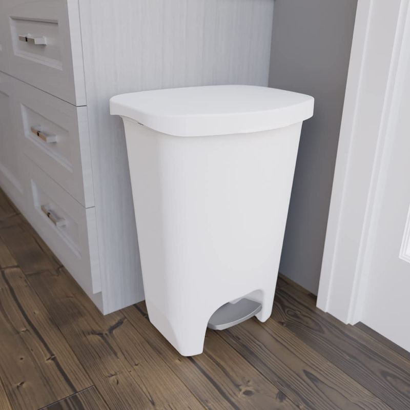 Photo 3 of Glad 13 Gallon Trash Can | Plastic Kitchen Waste Bin with Odor Protection of Lid | Hands Free with Step On Foot Pedal and Garbage Bag Rings, 13 Gallon, White

