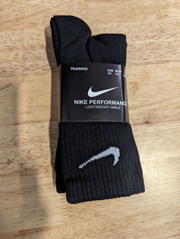 Photo 3 of Nike Everyday Lightweight - Training Ankle Socks (3 Pairs) - Black - Large, Unisex