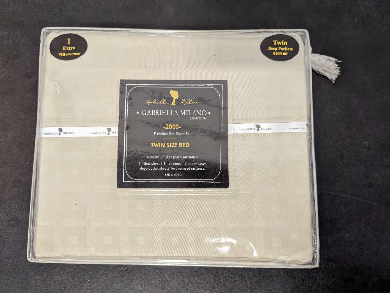Photo 5 of Gabriella Milano Collezione - 2000 Premium Bed Sheet Set - 4pcs - Twin - Beige
**STOCK PHOTO TO SHOW COLOR AND CONTENTS, SEE PHOTOS FOR ACTUAL PRODUCT AND STYLE**