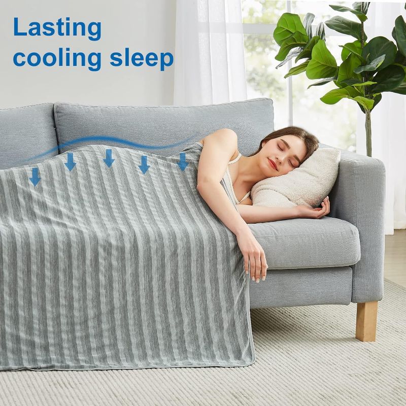 Photo 3 of Temerk Cooling Blanket King, Arc-Chill Q-Max >0.5 Cool Fiber, Summer Cooling Throw Blanket for Hot Sleepers, Keeps Body Cool for Night Sweats, Soft Lightweight Sofa Couch Blankets for Kid Adults - Grey - Throw 50"x70"