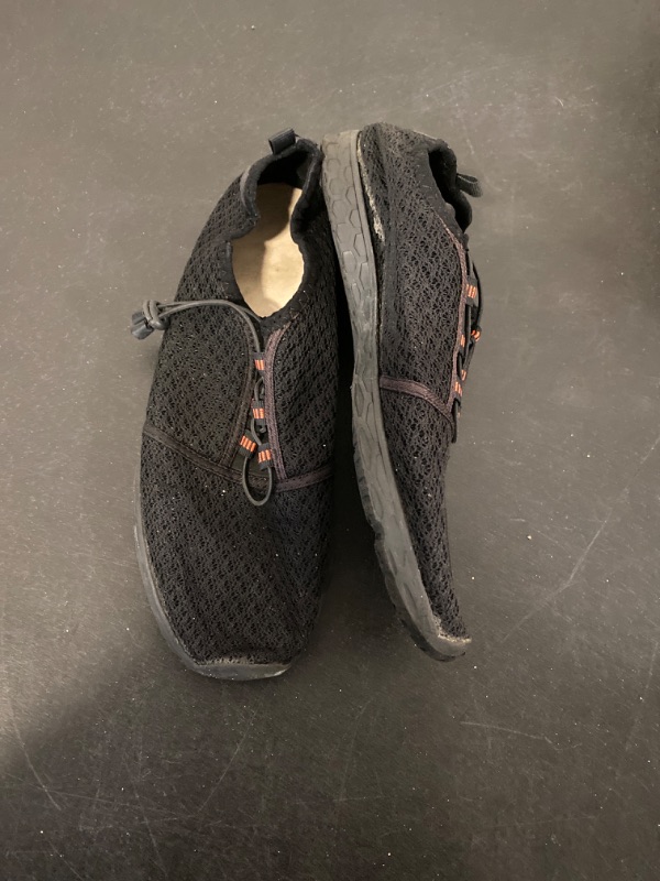 Photo 1 of DOUSSPRT Men's Water Shoes Quick Drying Sports Aqua Shoes-ITEM IS USED & HAS MINOR TEAR