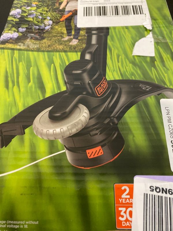 Photo 6 of BLACK+DECKER 20V MAX String Trimmer, 2-Speed, 12-Inch, Cordless (LST522)
