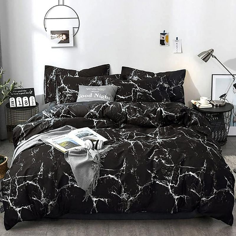 Photo 1 of karever Black Marble Comforter Set KING White Texture Bedding Reversible Teen Boy Men Full Size Soft Lightweight Quilt Set, 3 PCs( 1 Comforter, 2 Pillowcases)
