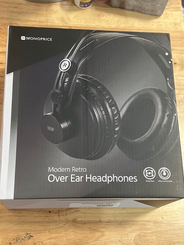 Photo 2 of Monoprice - 116150 Modern Retro Over Ear Headphones with Ultra-Comfortable Ear Pads Perfect for Mobile Devices, HiFi, and Audio/Video Production Black