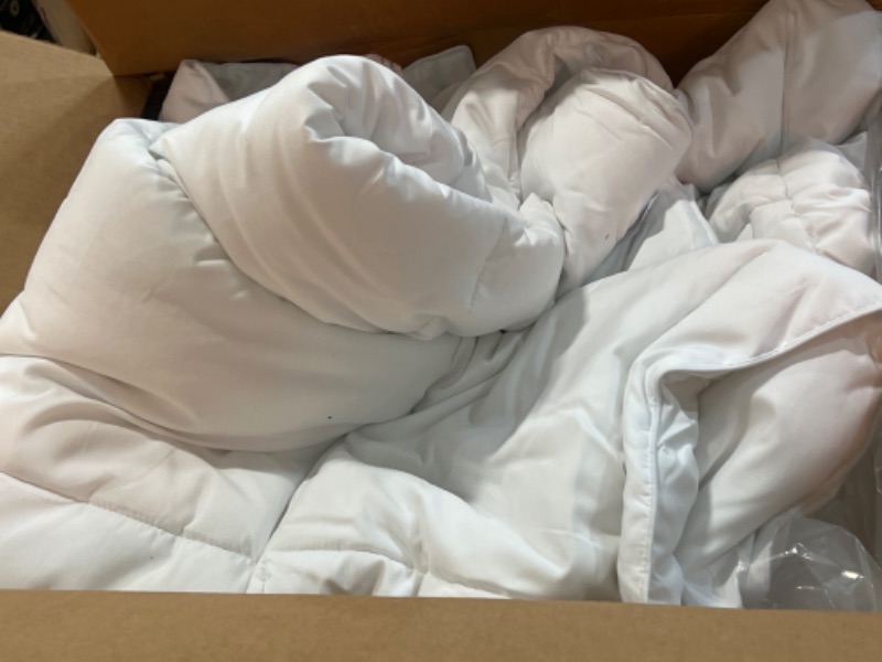 Photo 3 of Utopia Bedding Comforter - All Season Comforters Queen Size - Plush Siliconized Fiberfill - White Bed Comforter - Box Stitched
